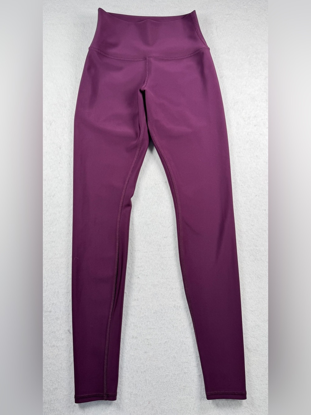 Alo Yoga High-Waist Airlift Leggings Dark Plum Maroon Size Small - Picture 4 of 10